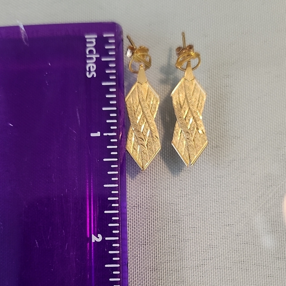 14K Gold Vintage Elegant Solid Gold Braided Herringbone Dangle Pierced Earrings - Picture 13 of 15